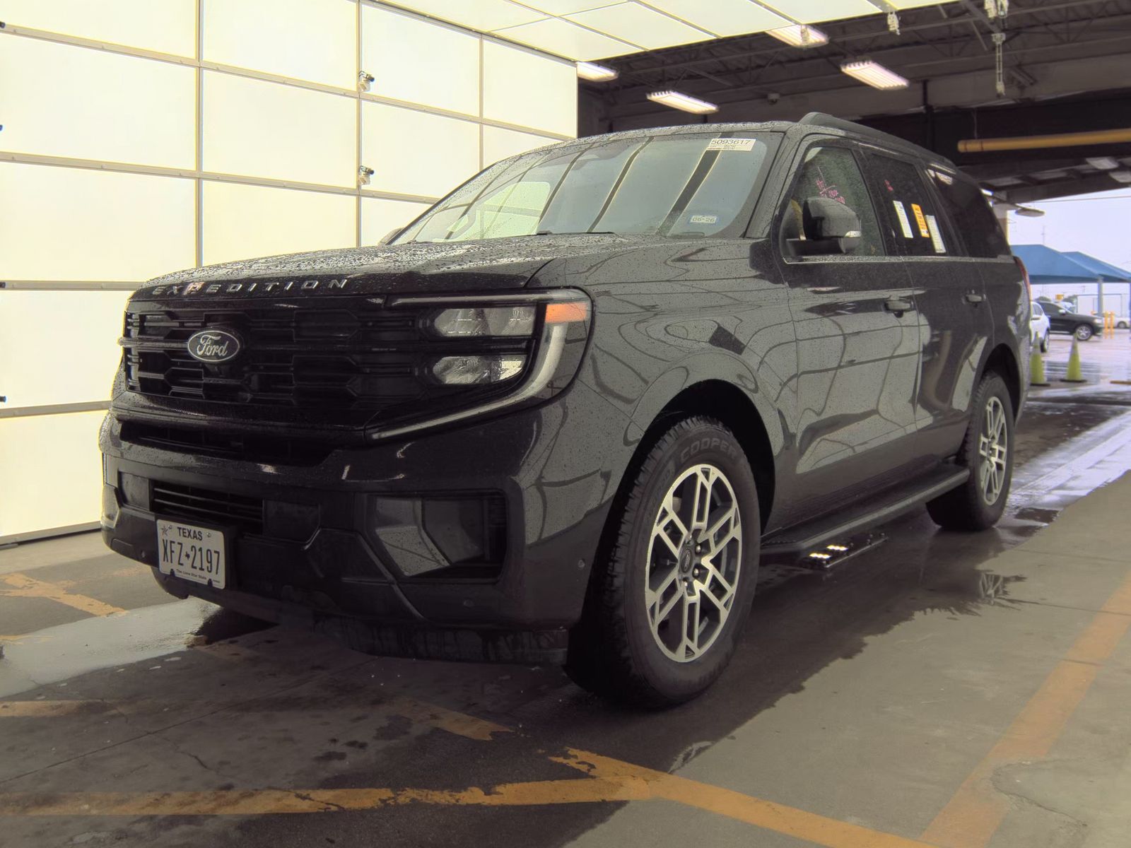 FORD EXPEDITION - 1