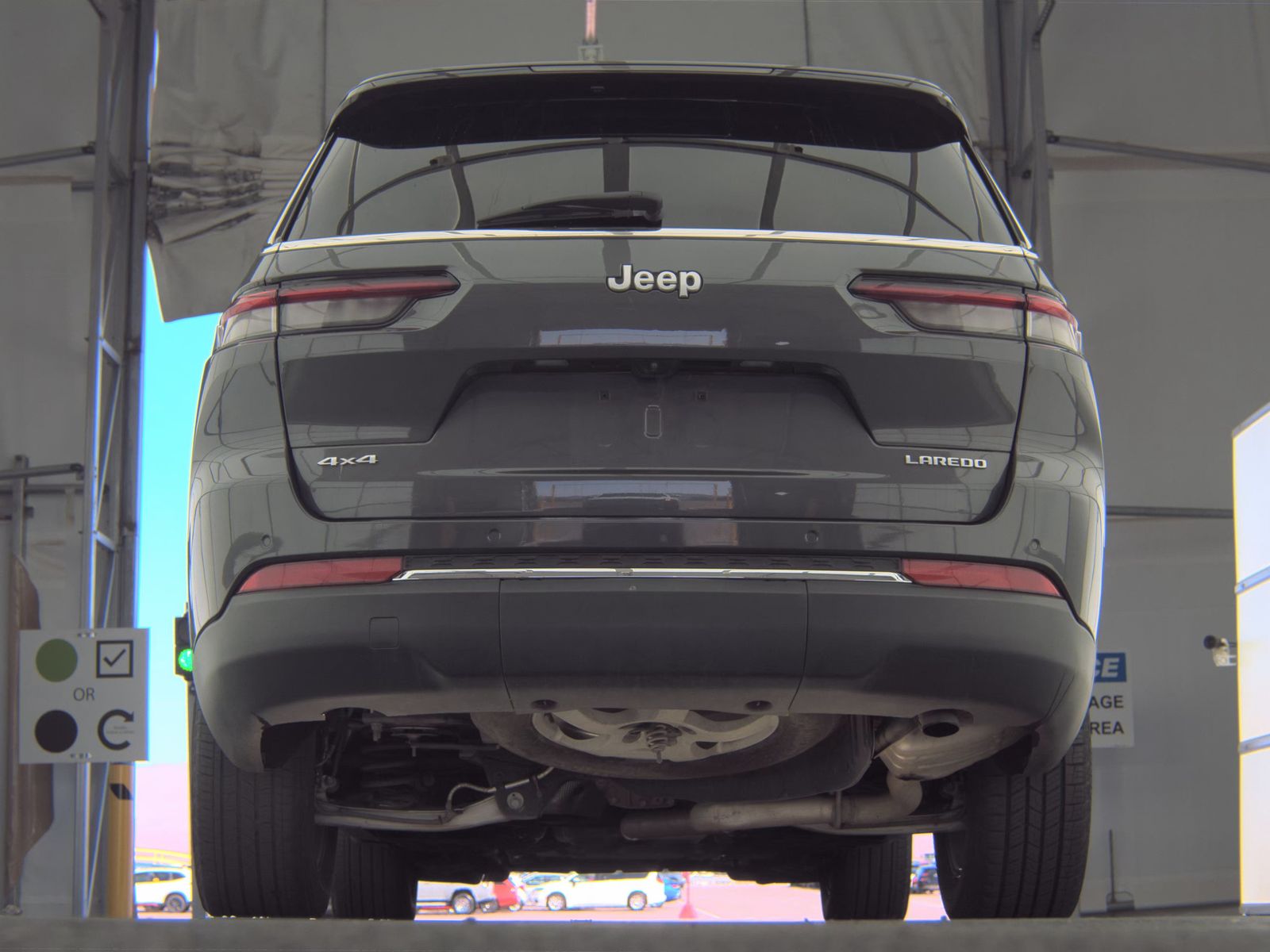 JEEP GRAND CHEROKEE - 8