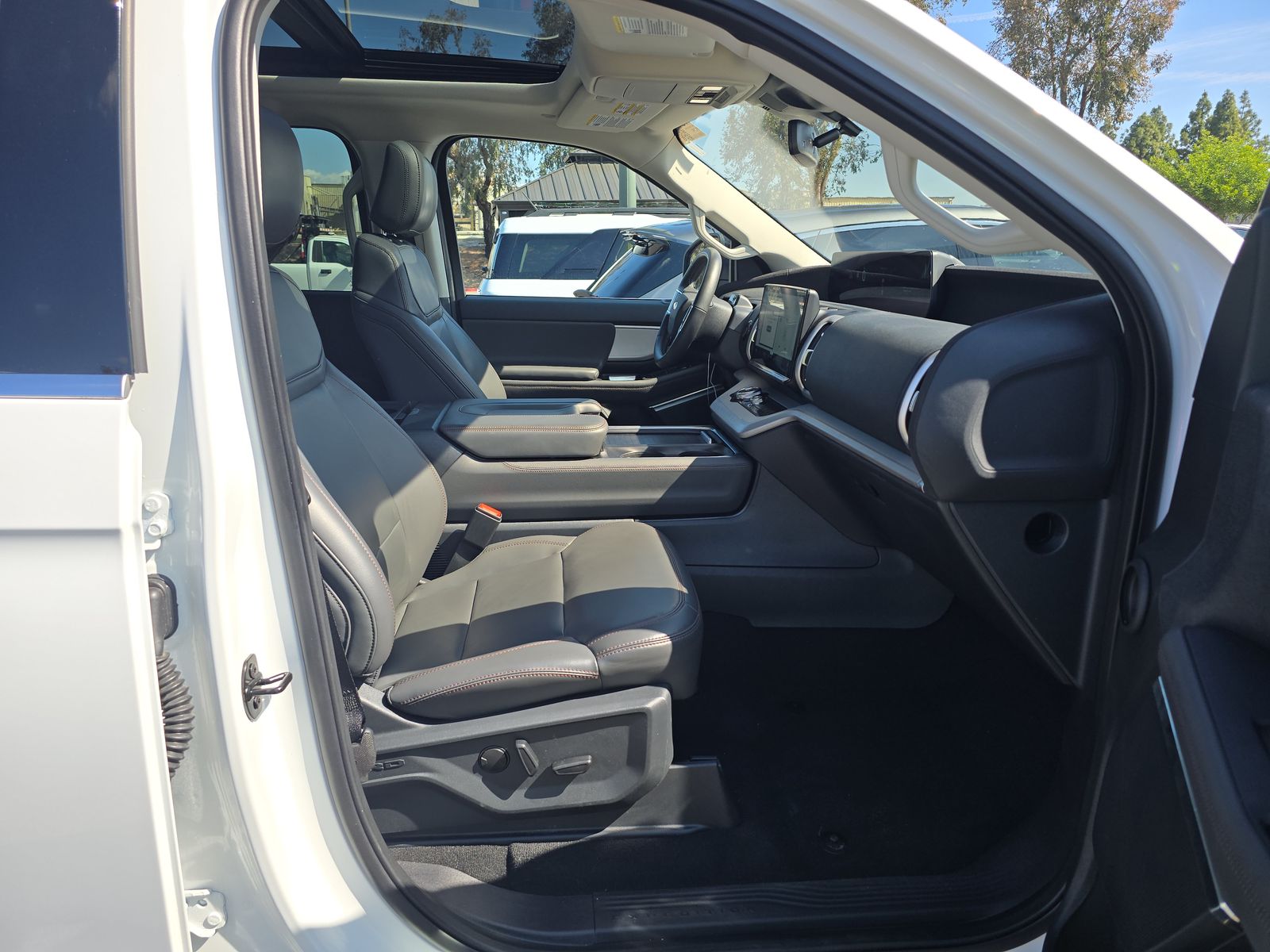 FORD EXPEDITION - 9