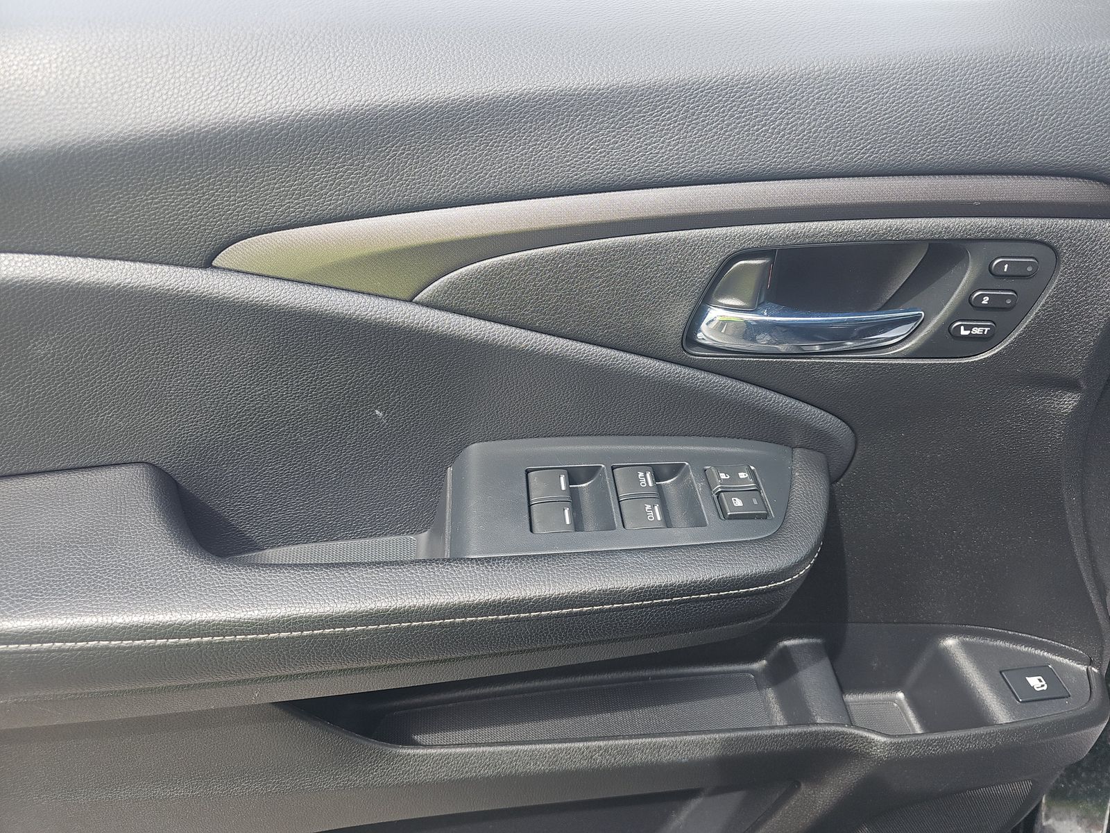 HONDA RIDGELINE - 10