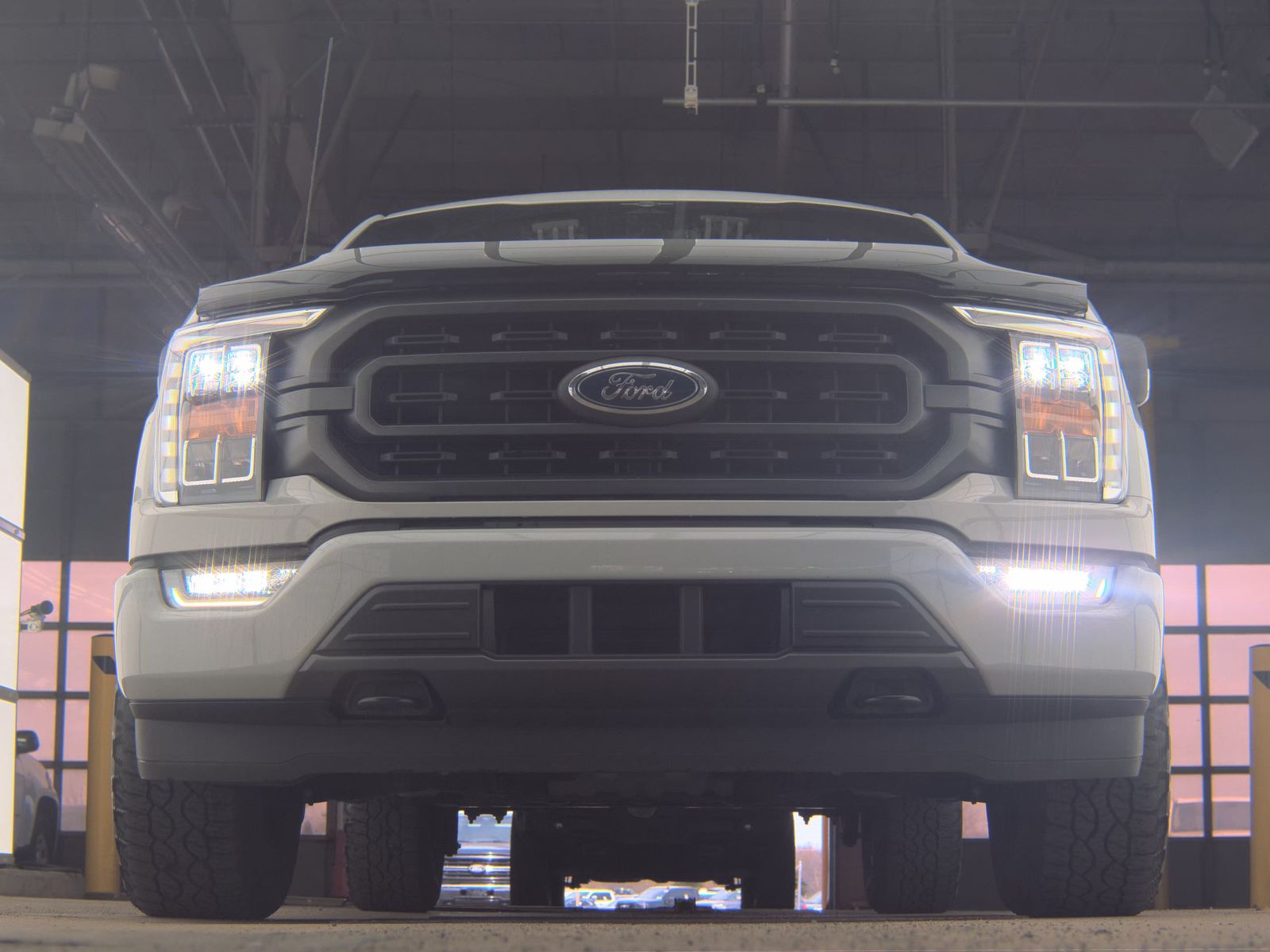 FORD F-150 - 4