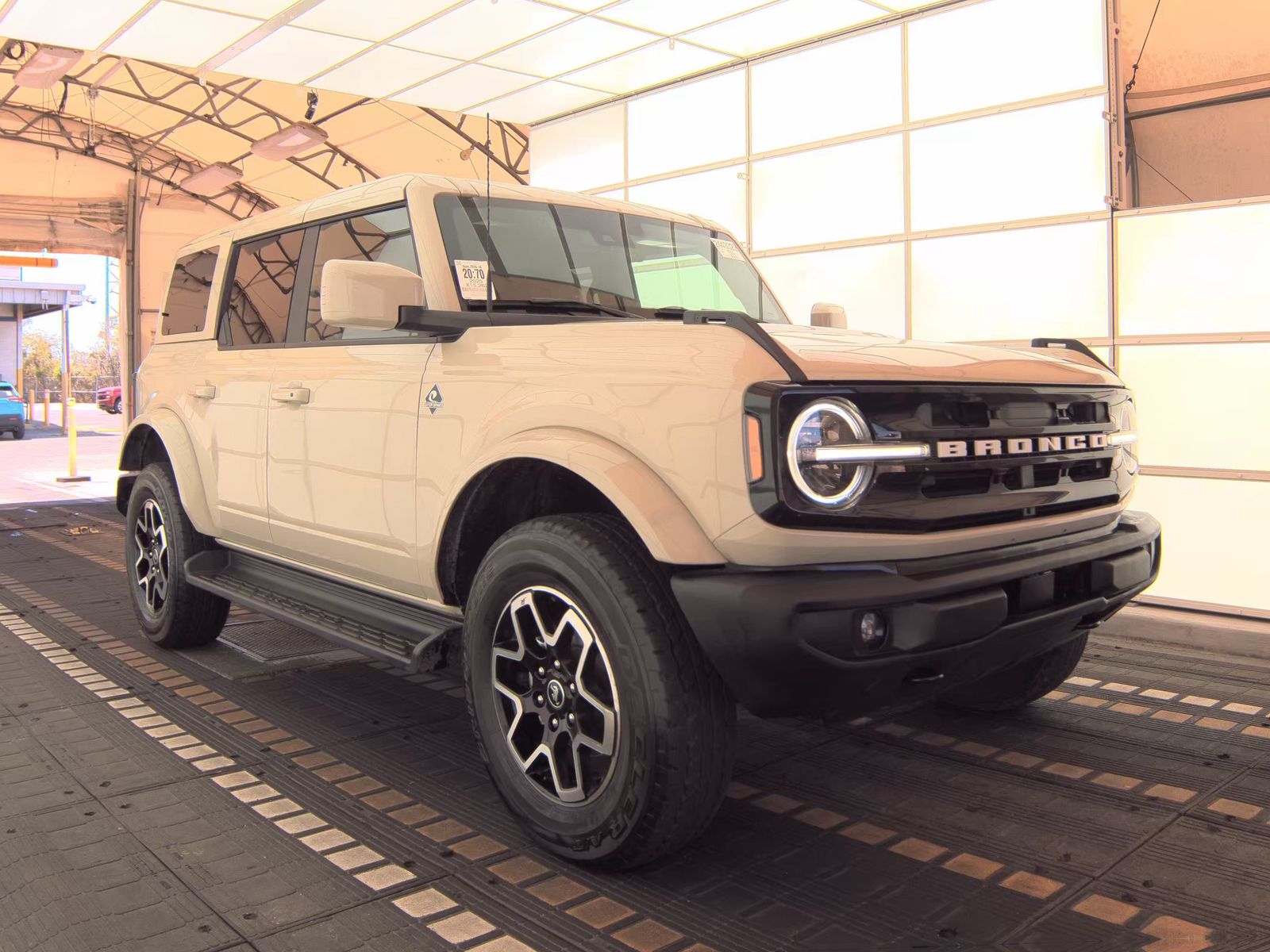 FORD BRONCO - 5