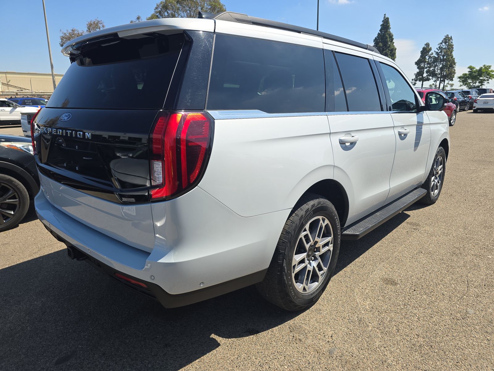 FORD EXPEDITION - 5