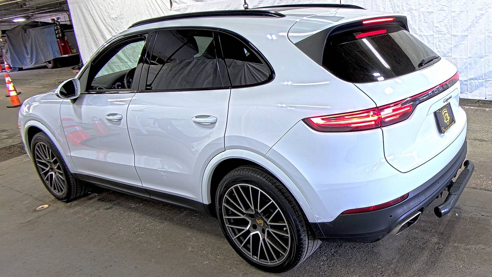 PORSCHE CAYENNE - 7