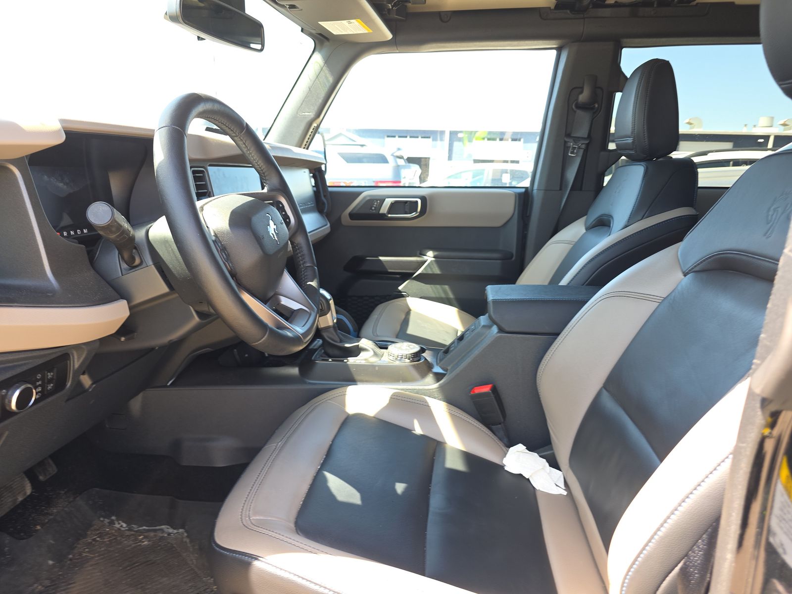 FORD BRONCO - 8