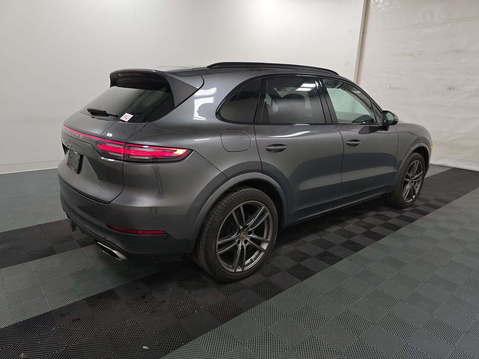 PORSCHE CAYENNE - 5