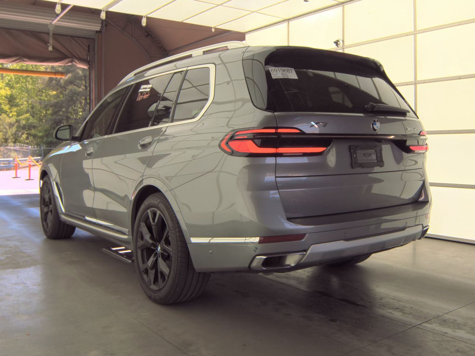 2026 BMW X7 xDrive40i AWD