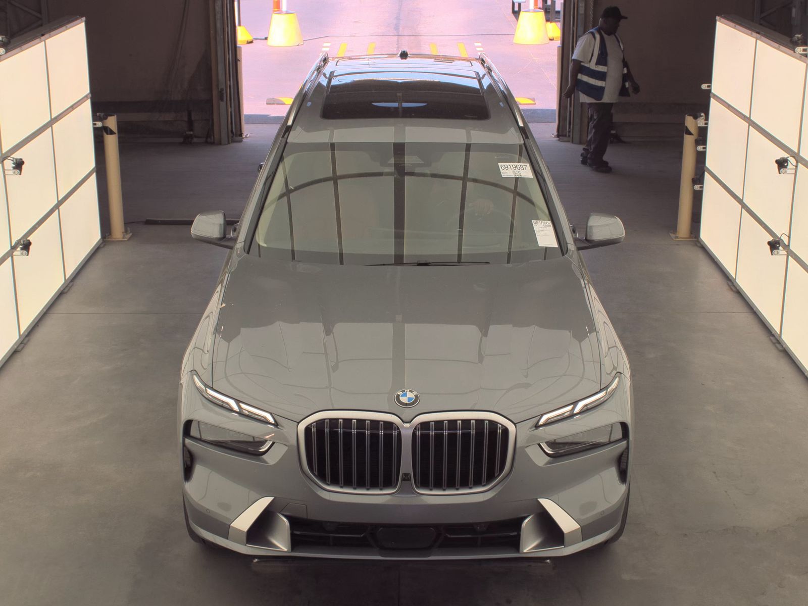 2026 BMW X7 xDrive40i AWD