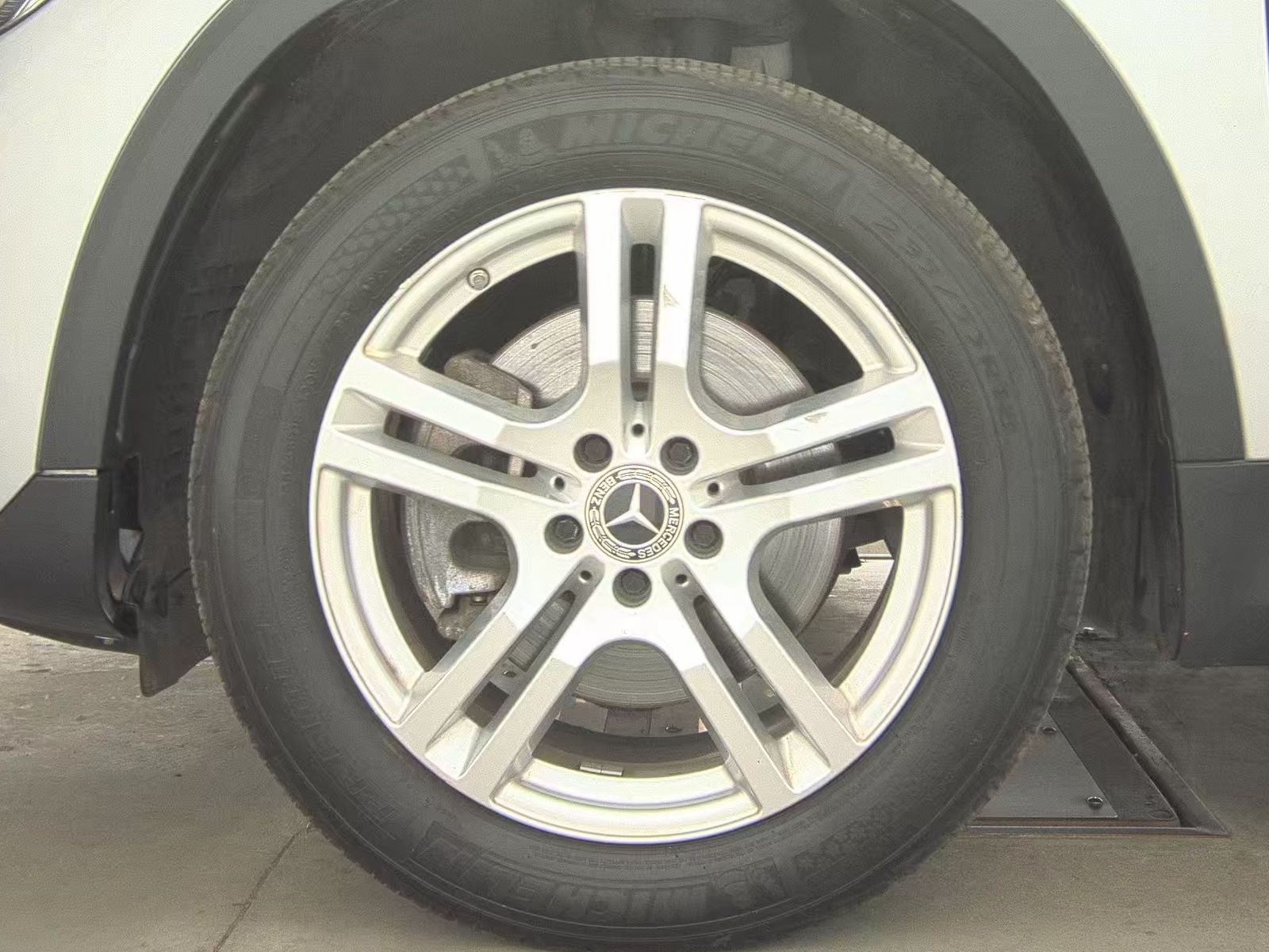 MERCEDES-BENZ GLA-CLASS - 10