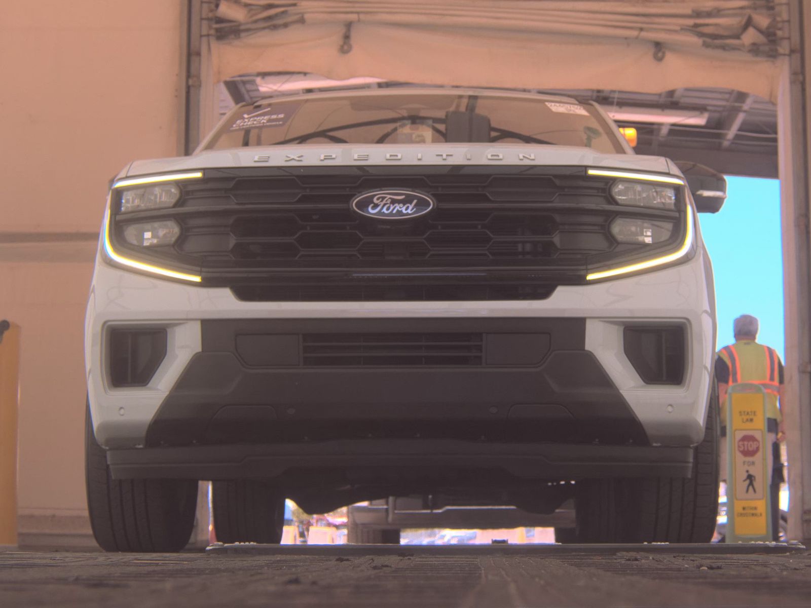 FORD EXPEDITION - 4