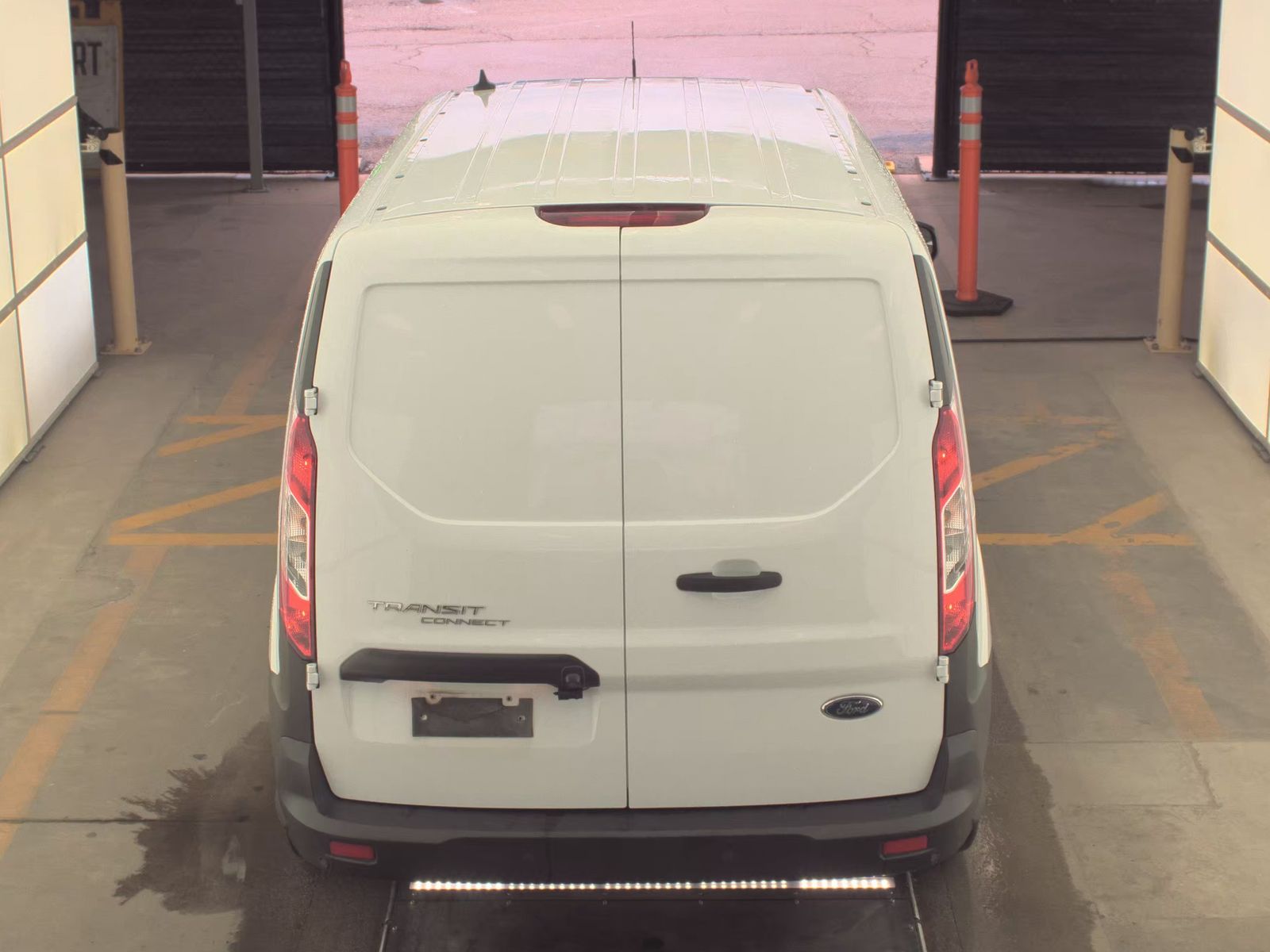 FORD TRANSIT CONNECT - 7