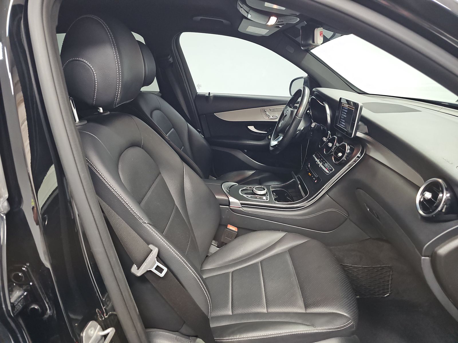 MERCEDES-BENZ GLC-CLASS - 9