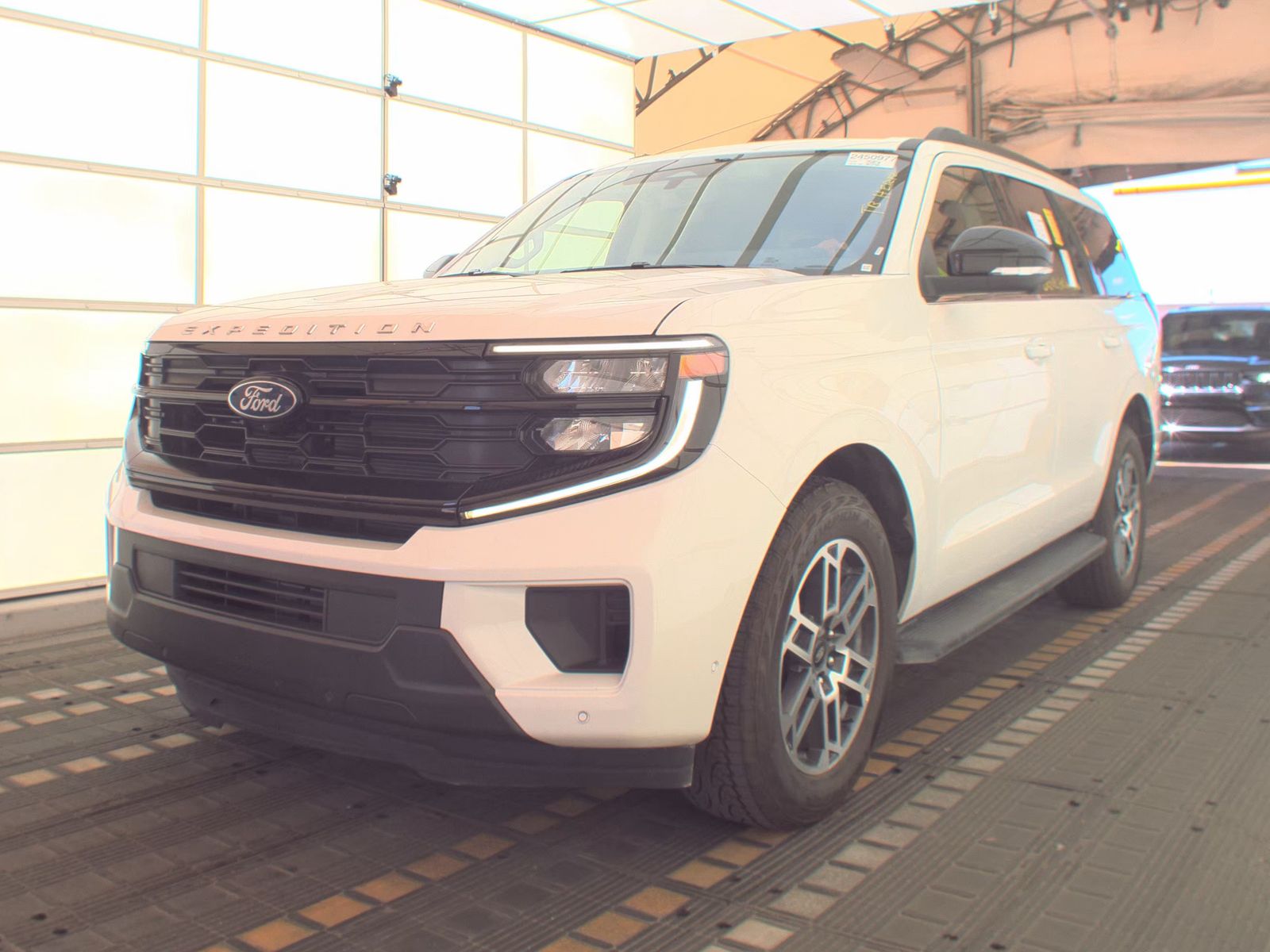 FORD EXPEDITION - 1