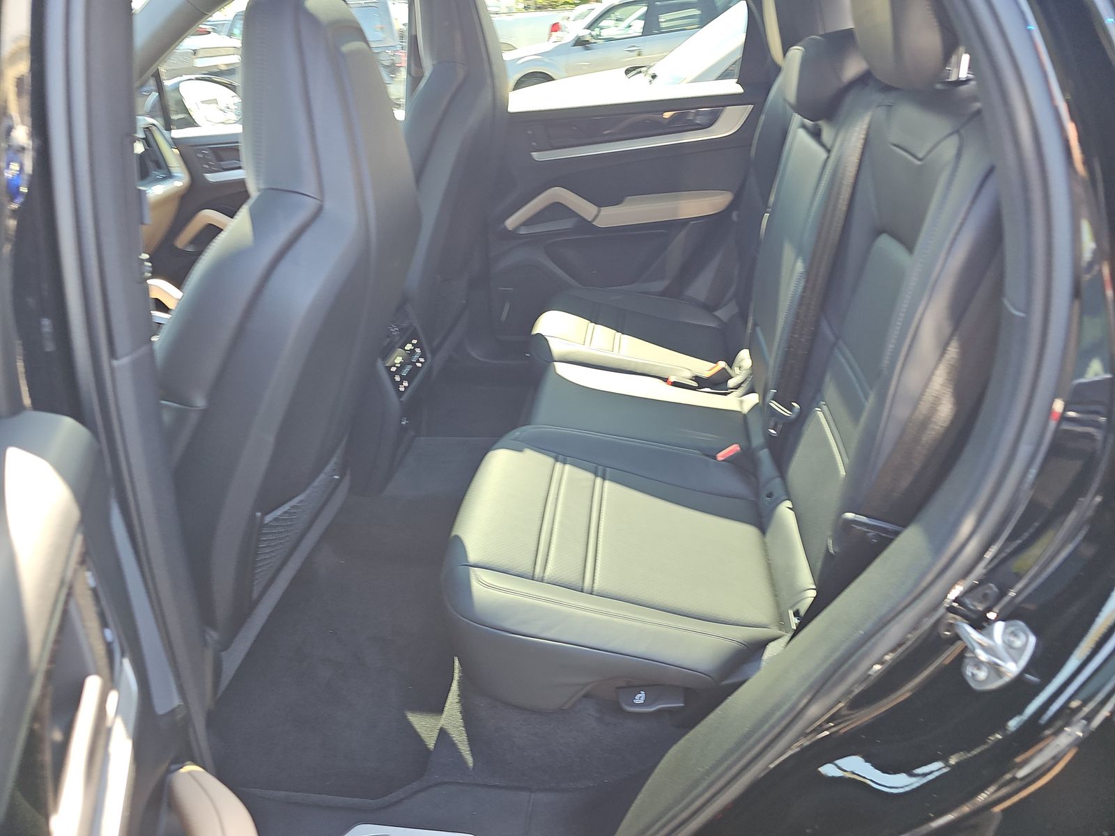 2024 Porsche Cayenne Base AWD