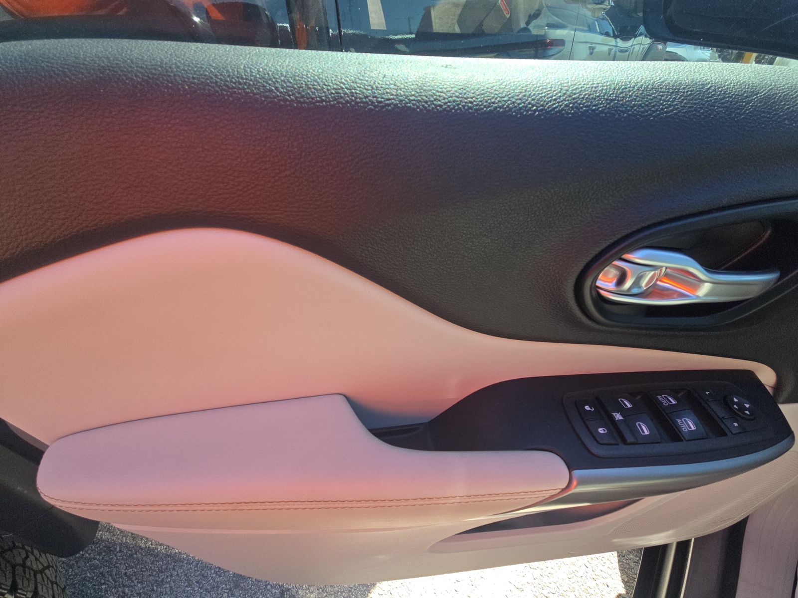 JEEP LATITUDE LUX - 10