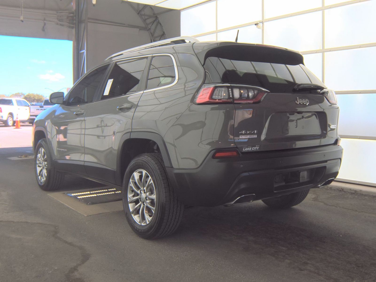 JEEP LATITUDE LUX - 7