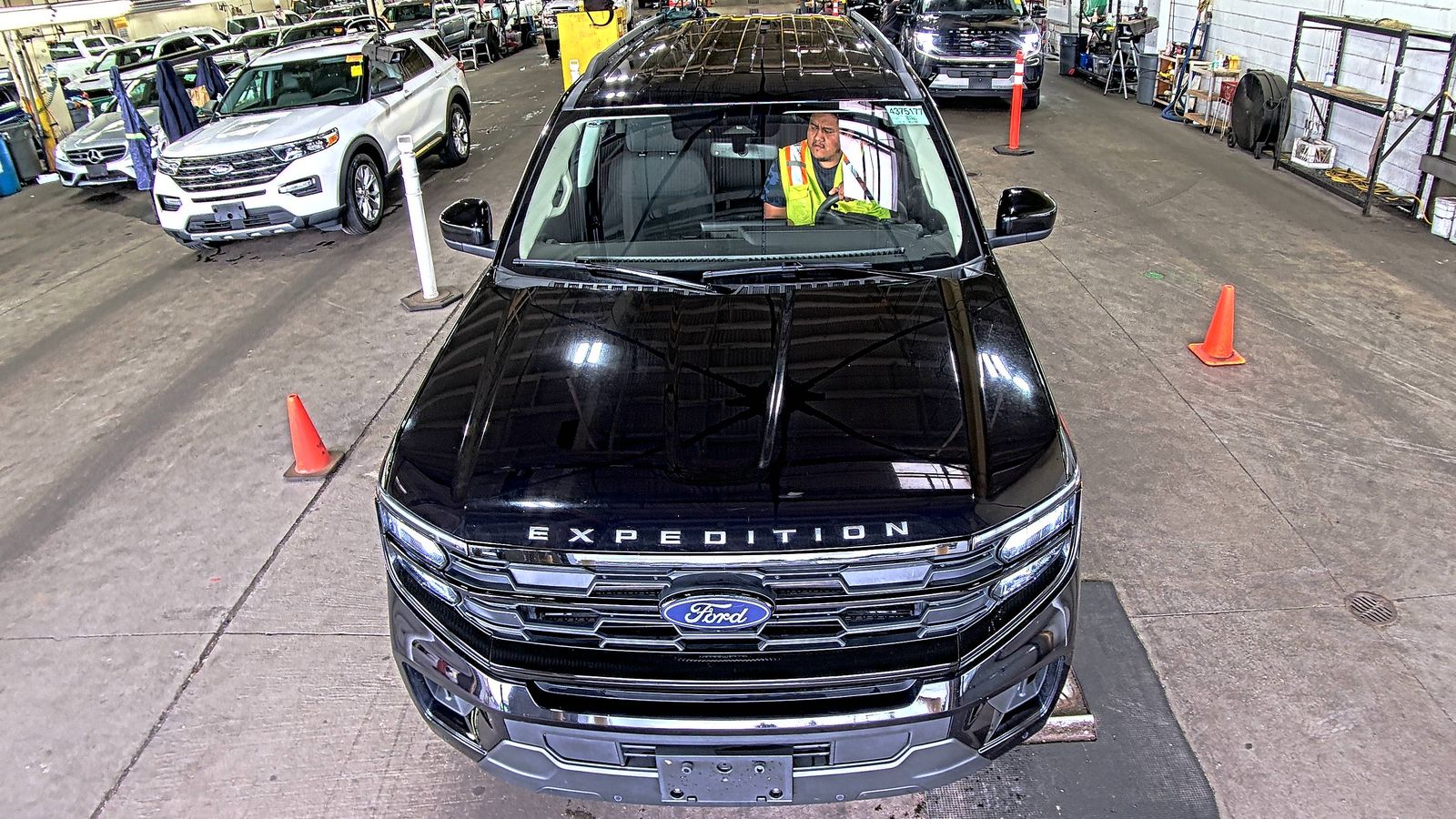 FORD EXPEDITION MAX - 3