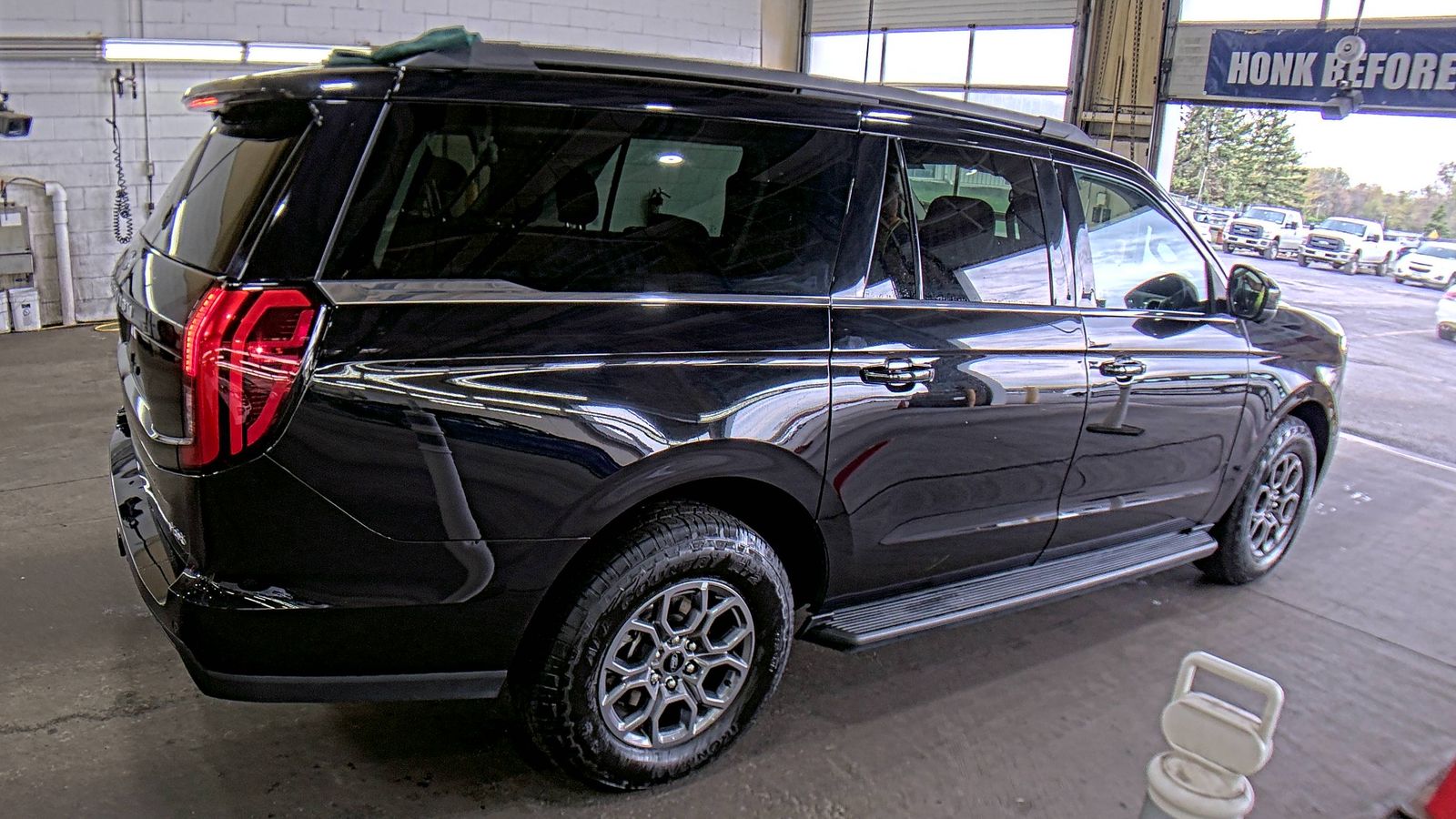 FORD EXPEDITION MAX - 5