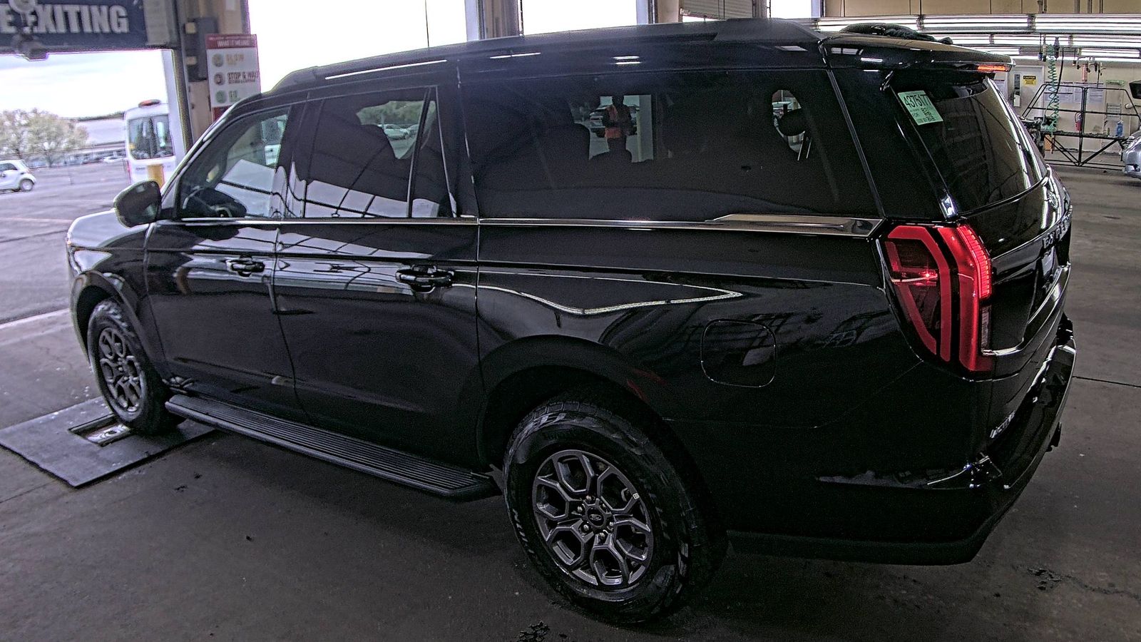FORD EXPEDITION MAX - 7