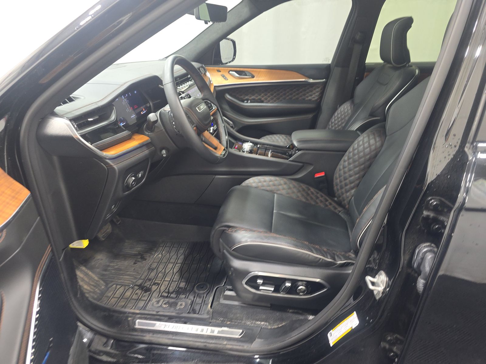 JEEP GRAND CHEROKEE - 8