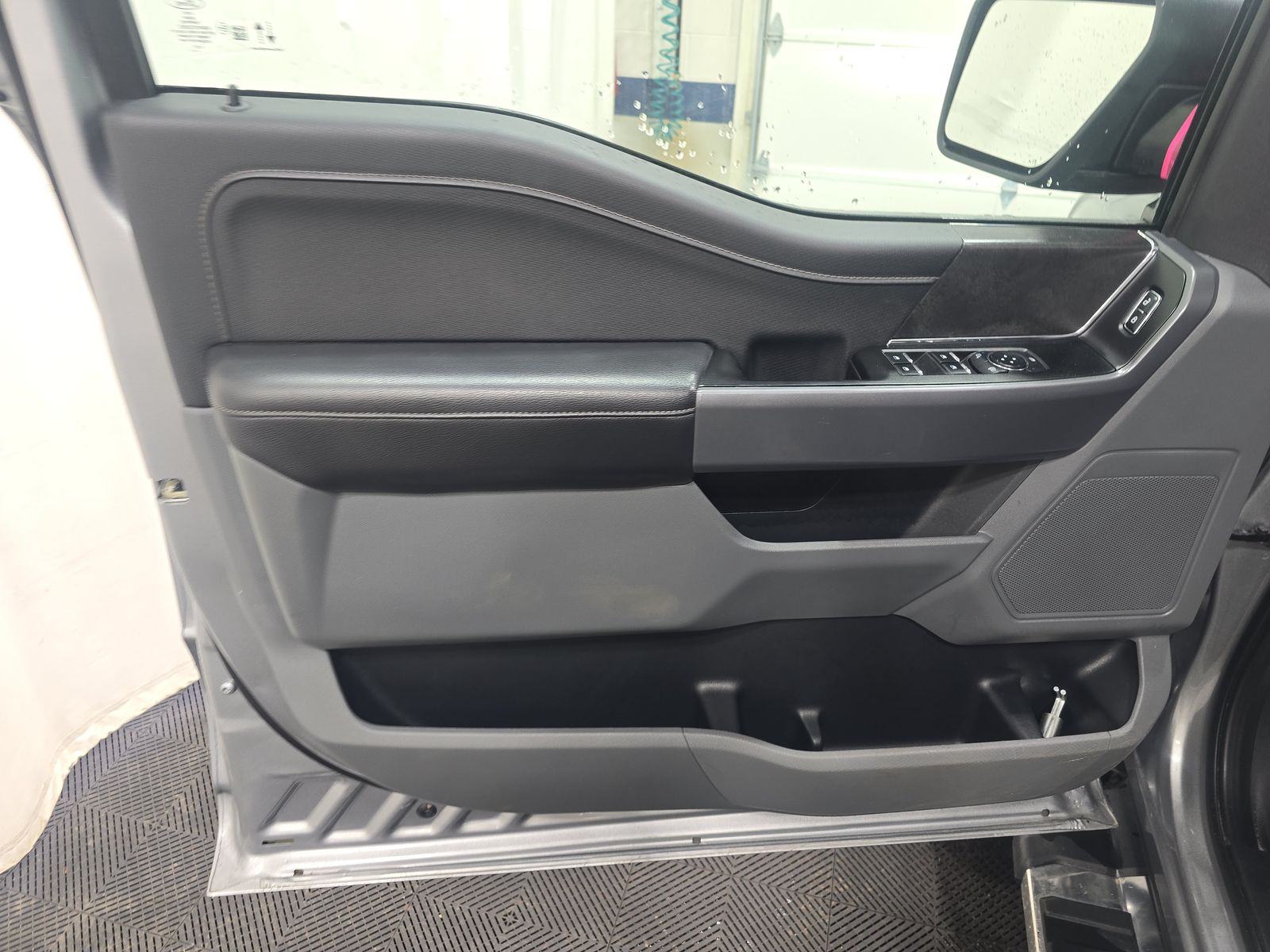 FORD F-150 - 10