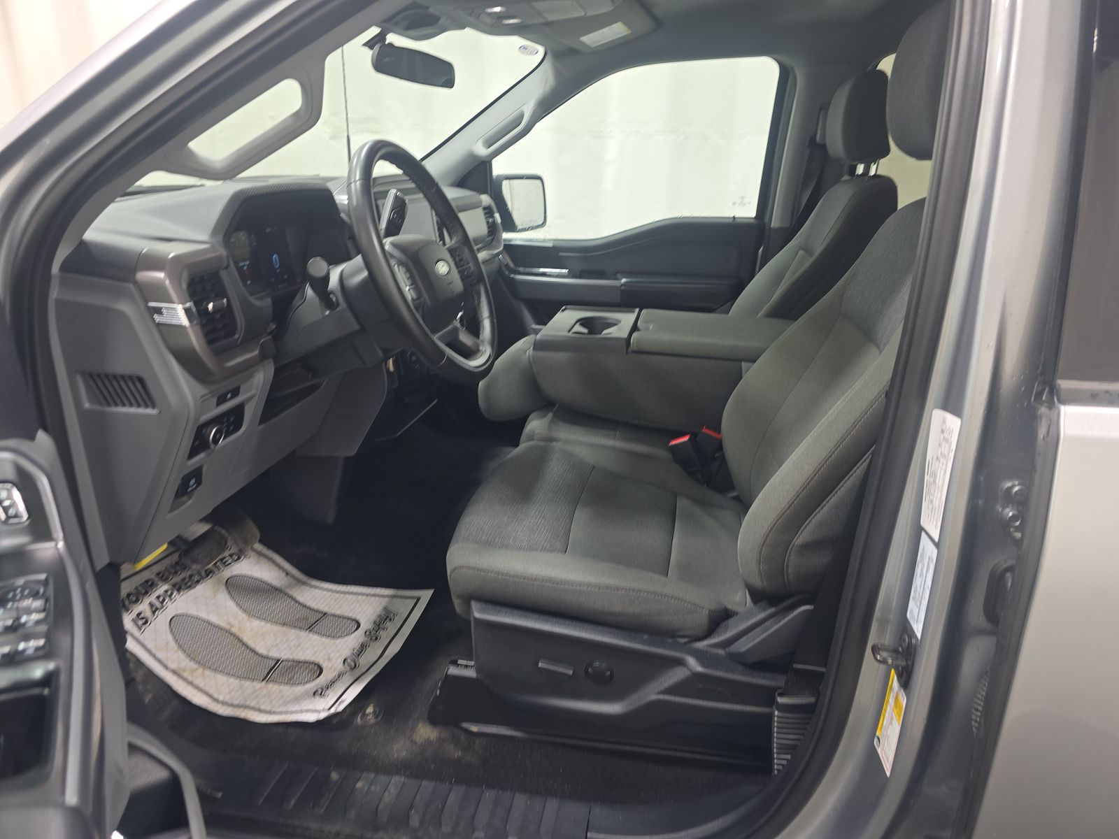 FORD F-150 - 8