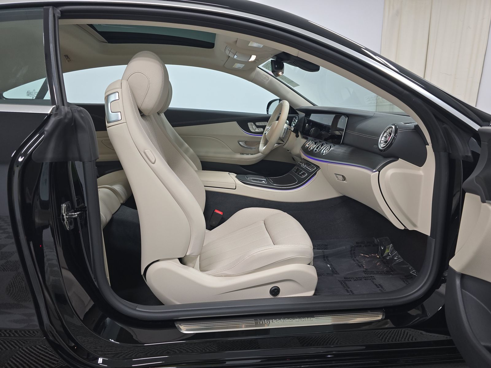 MERCEDES-BENZ E-CLASS - 9