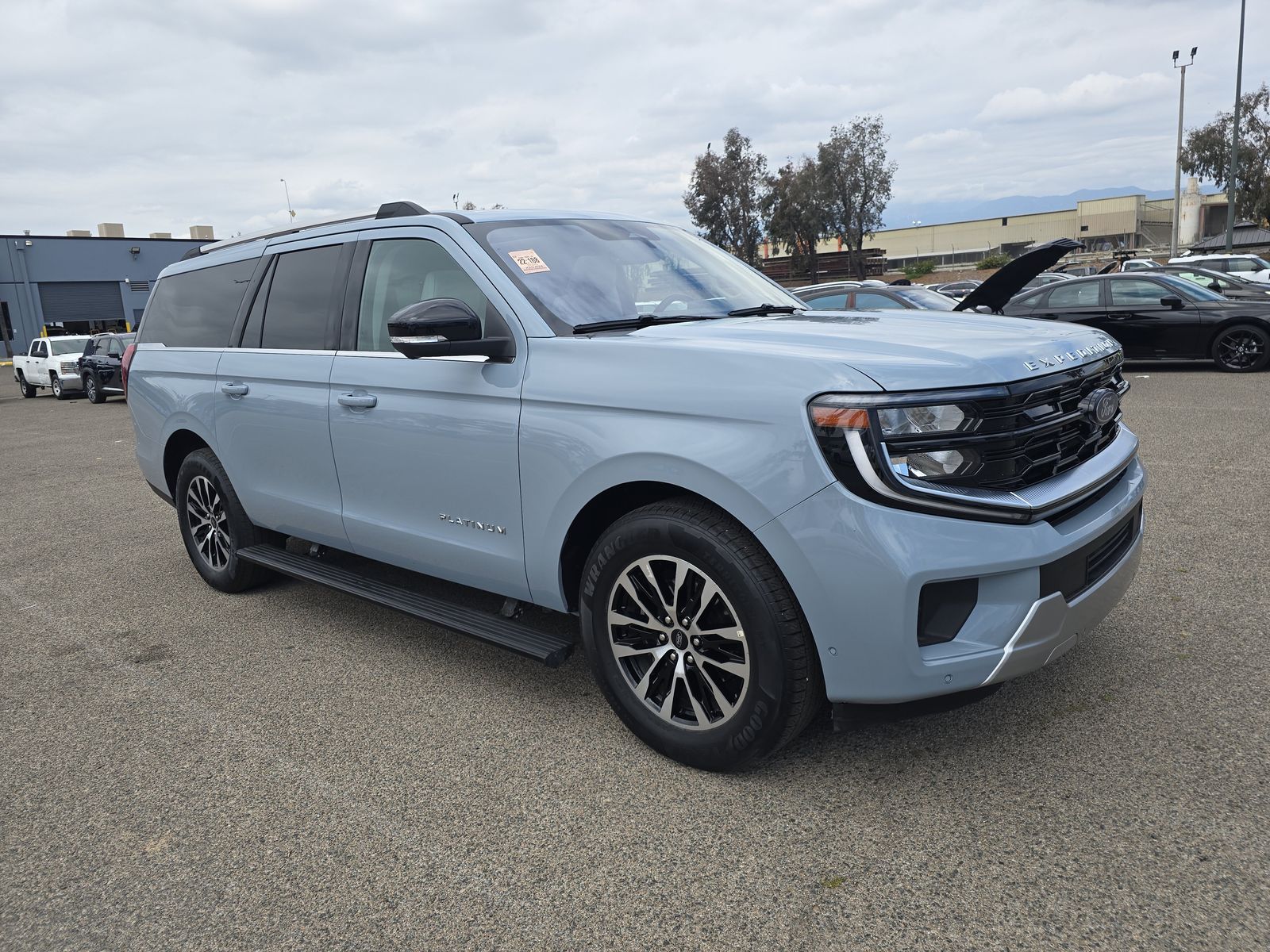 FORD EXPEDITION MAX - 4