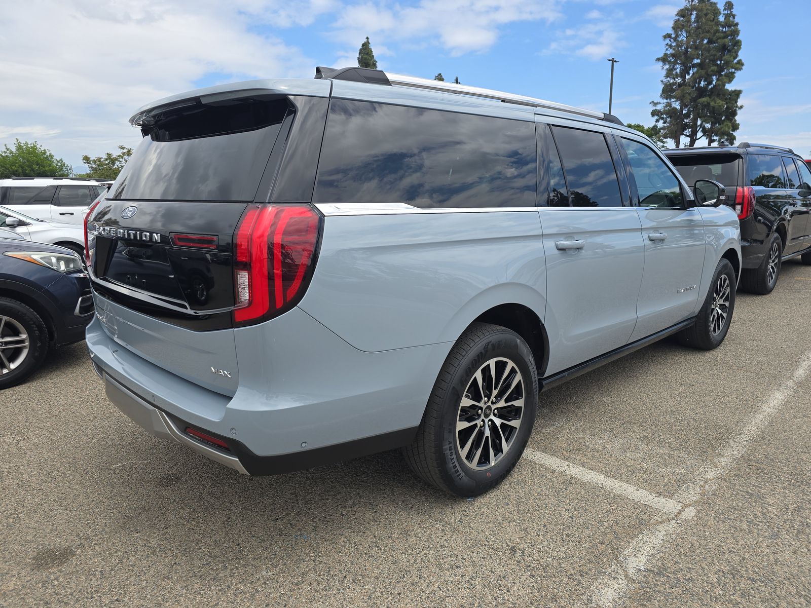 FORD EXPEDITION MAX - 5