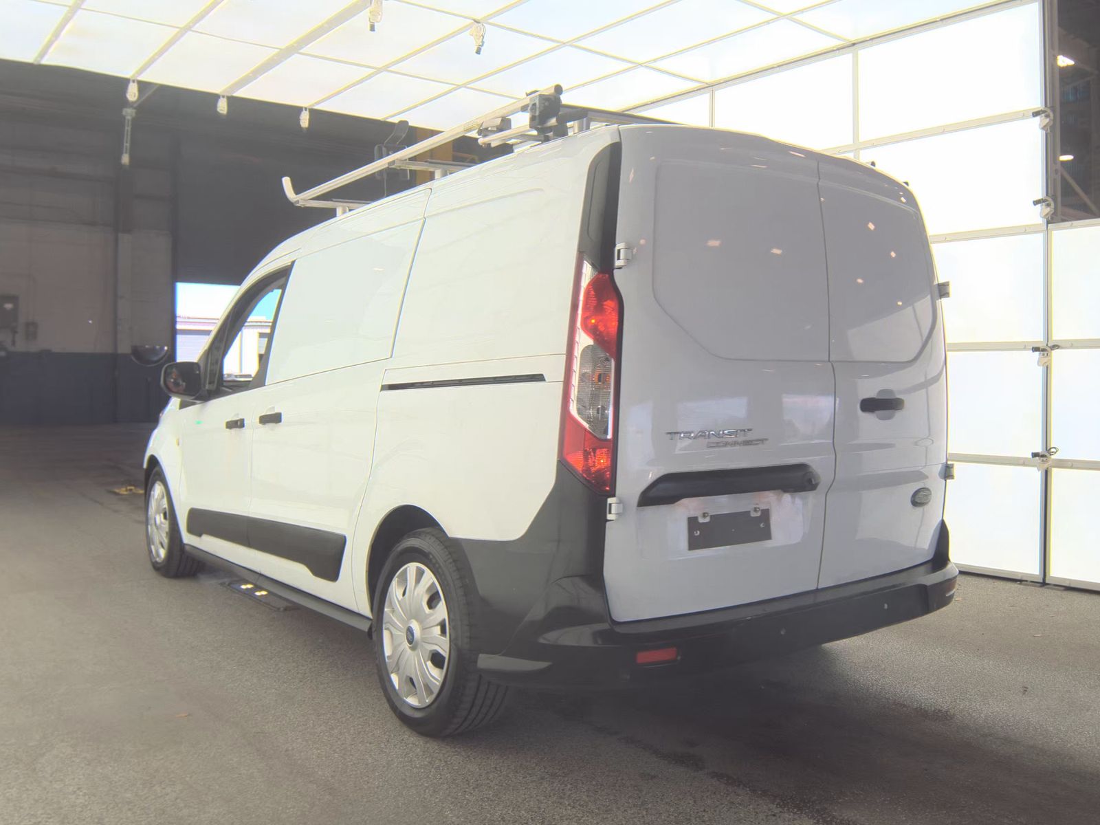 FORD TRANSIT CONNECT - 9