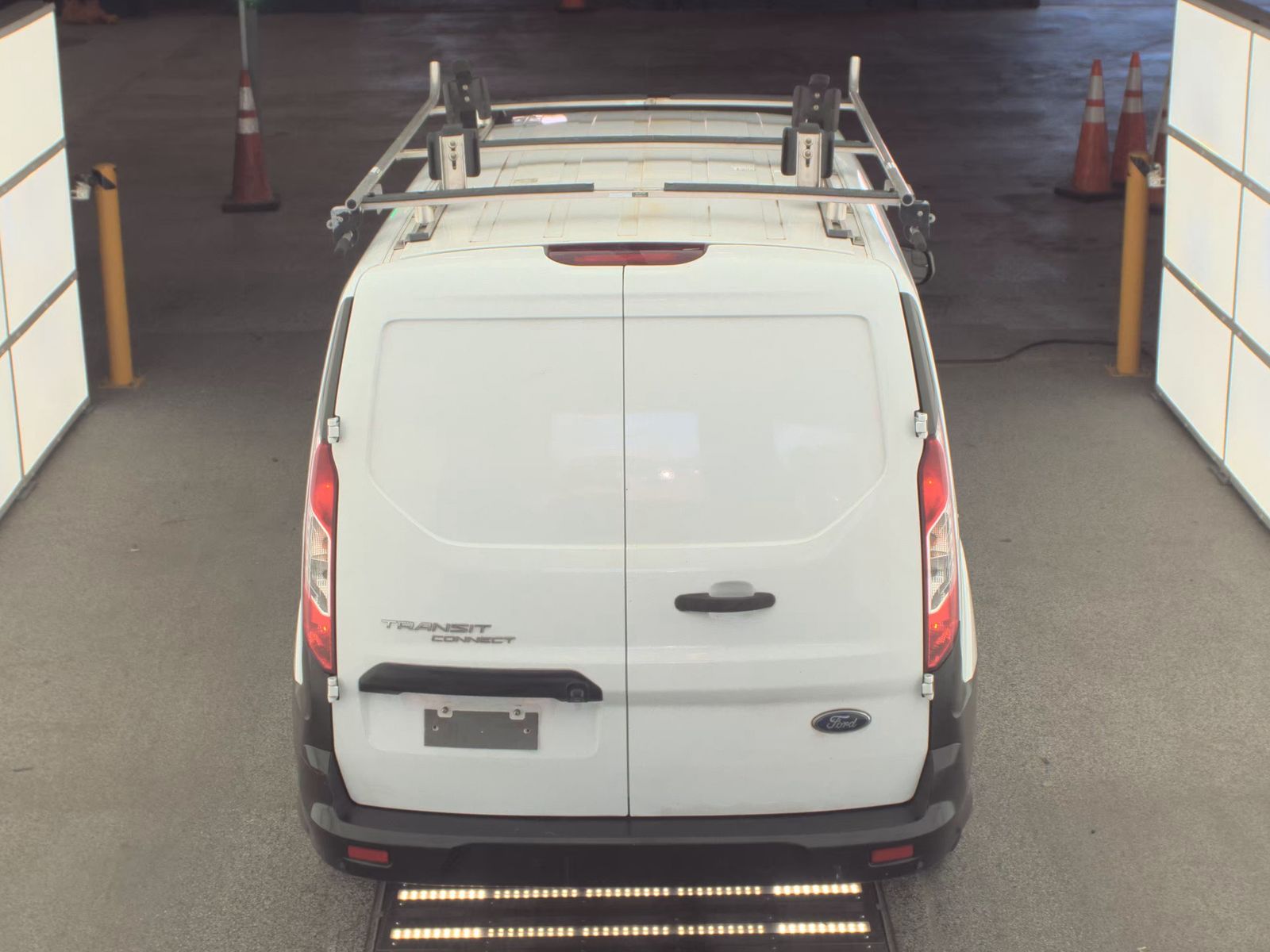 FORD TRANSIT CONNECT - 7