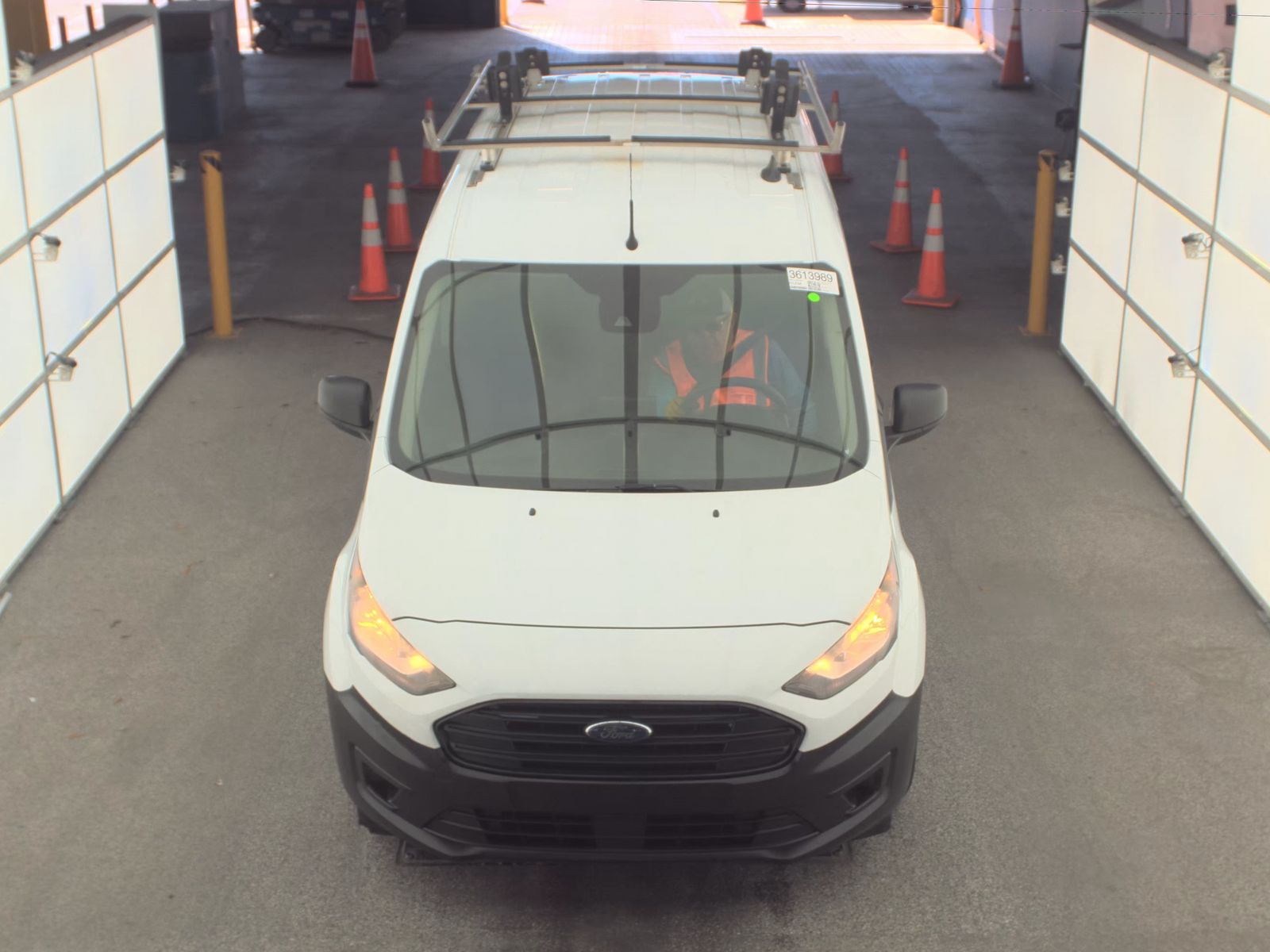 FORD TRANSIT CONNECT - 3