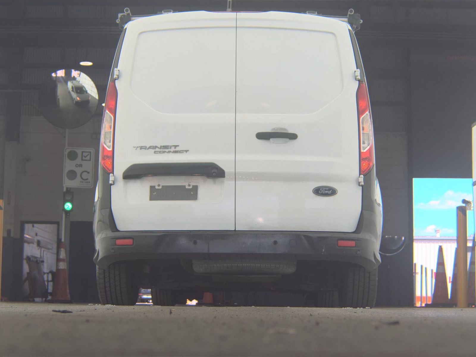 FORD TRANSIT CONNECT - 8