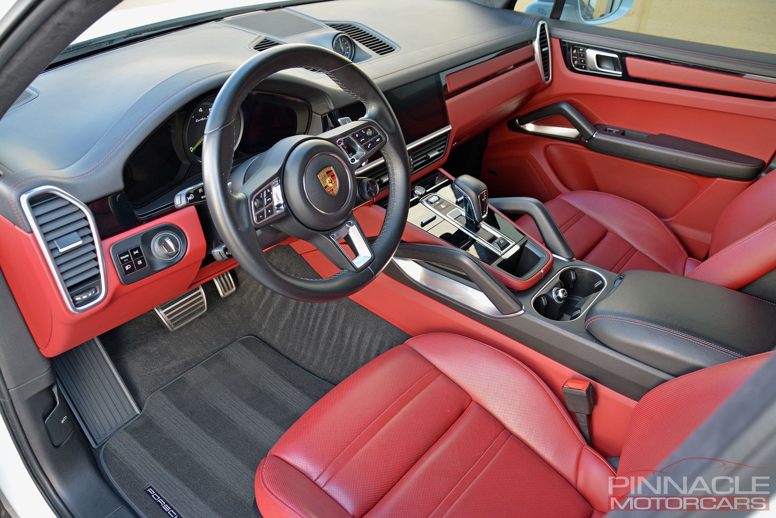 PORSCHE CAYENNE - 10