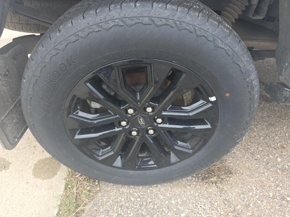 2023 Ford F-150 Lariat AWD