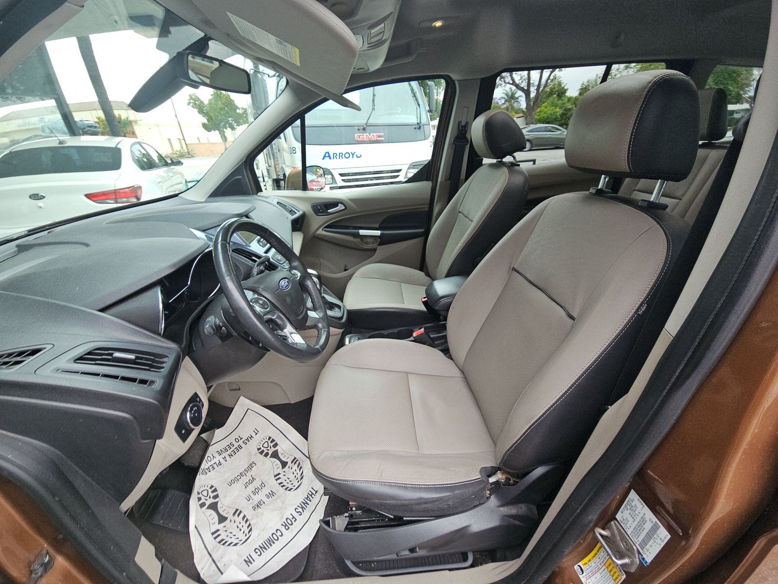 FORD TRANSIT CONNECT - 8