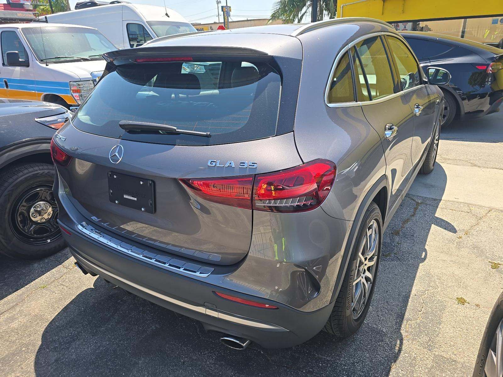 MERCEDES-BENZ GLA-CLASS AMG - 3