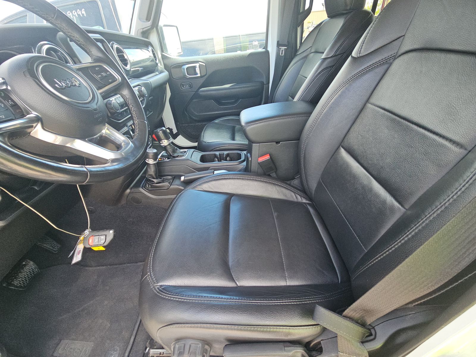 JEEP UNLIMITED SAHARA ALTITUDE EDITION - 8