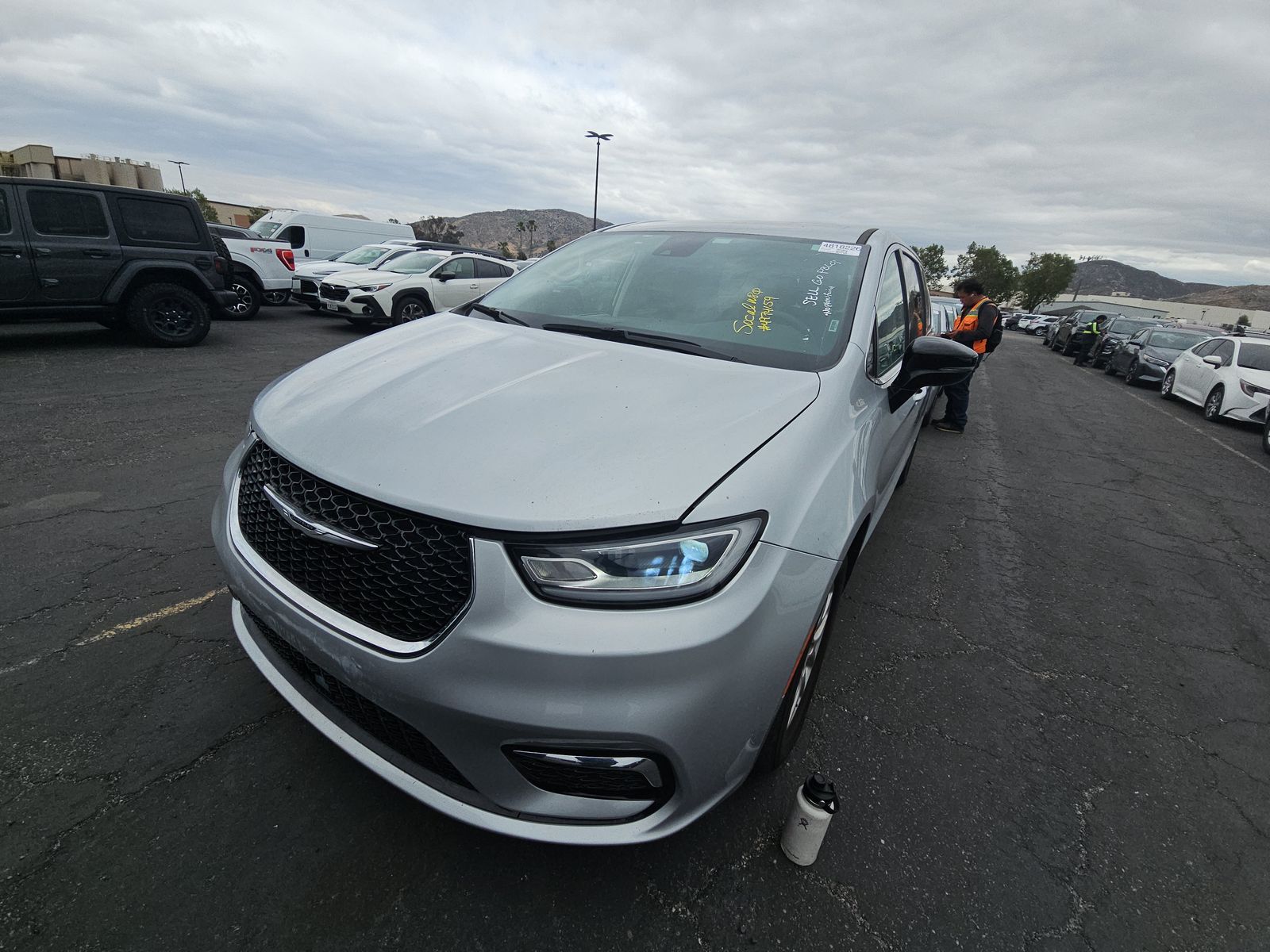 2024 Chrysler Pacifica Touring L FWD