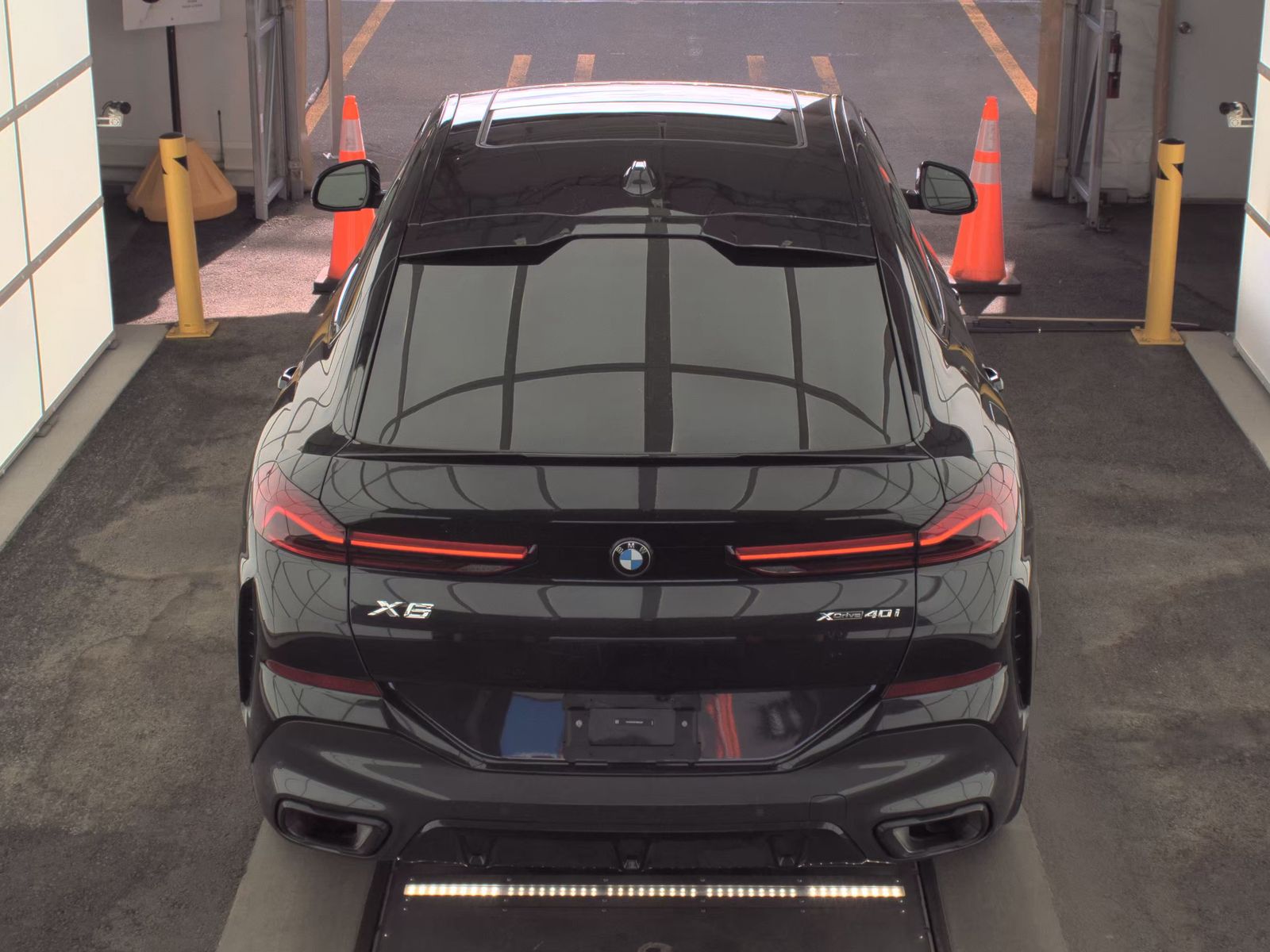 2026 BMW X6 xDrive40i AWD