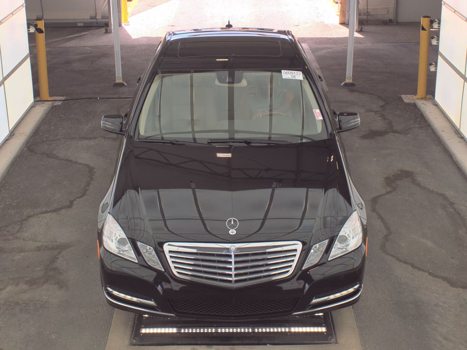 MERCEDES-BENZ E-CLASS - 3