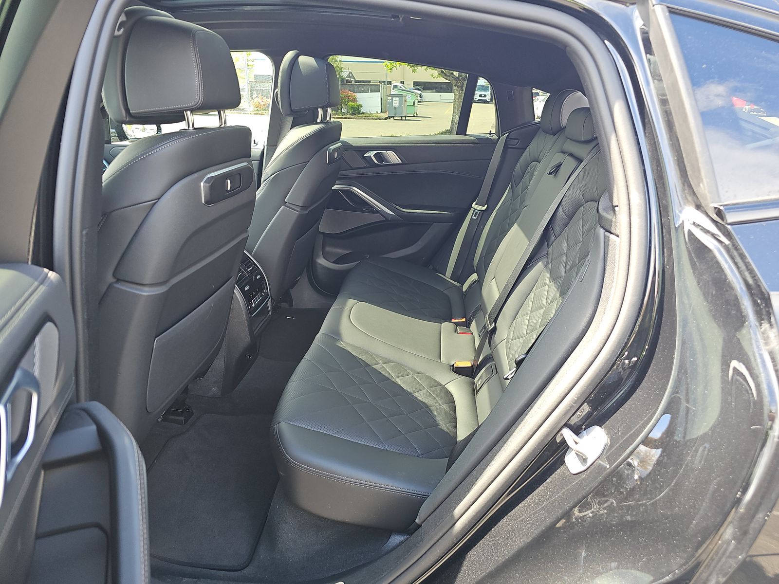 2026 BMW X6 xDrive40i AWD
