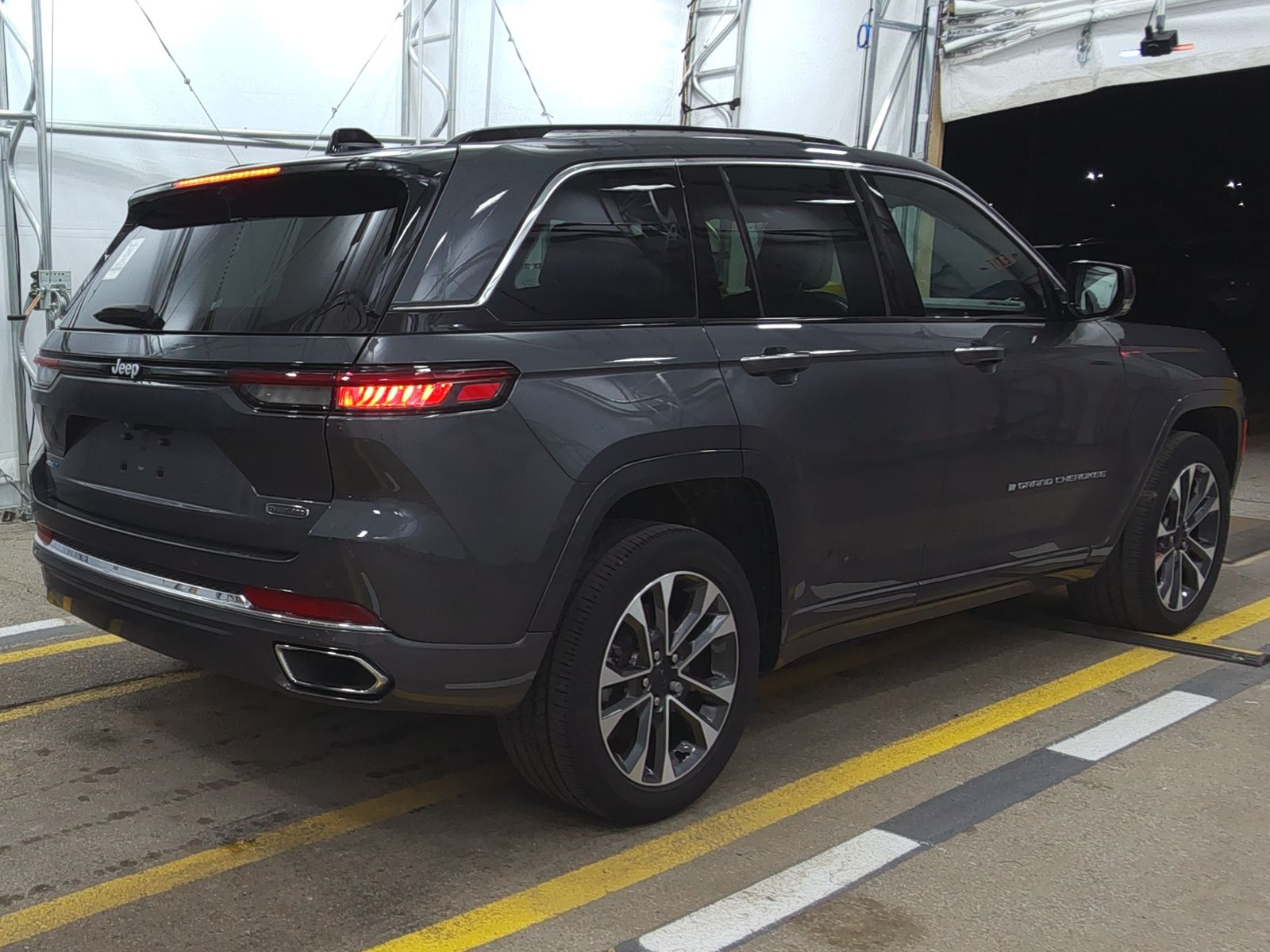 JEEP 4XE OVERLAND - 5