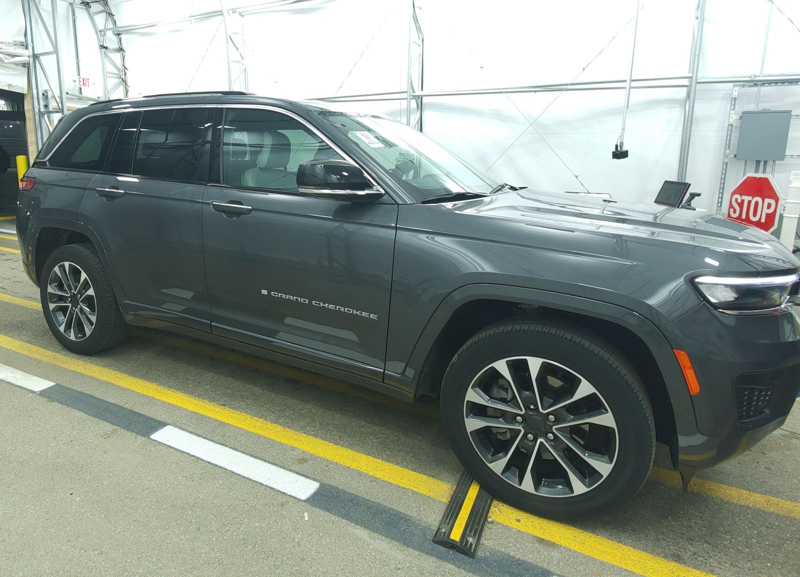 JEEP 4XE OVERLAND - 4