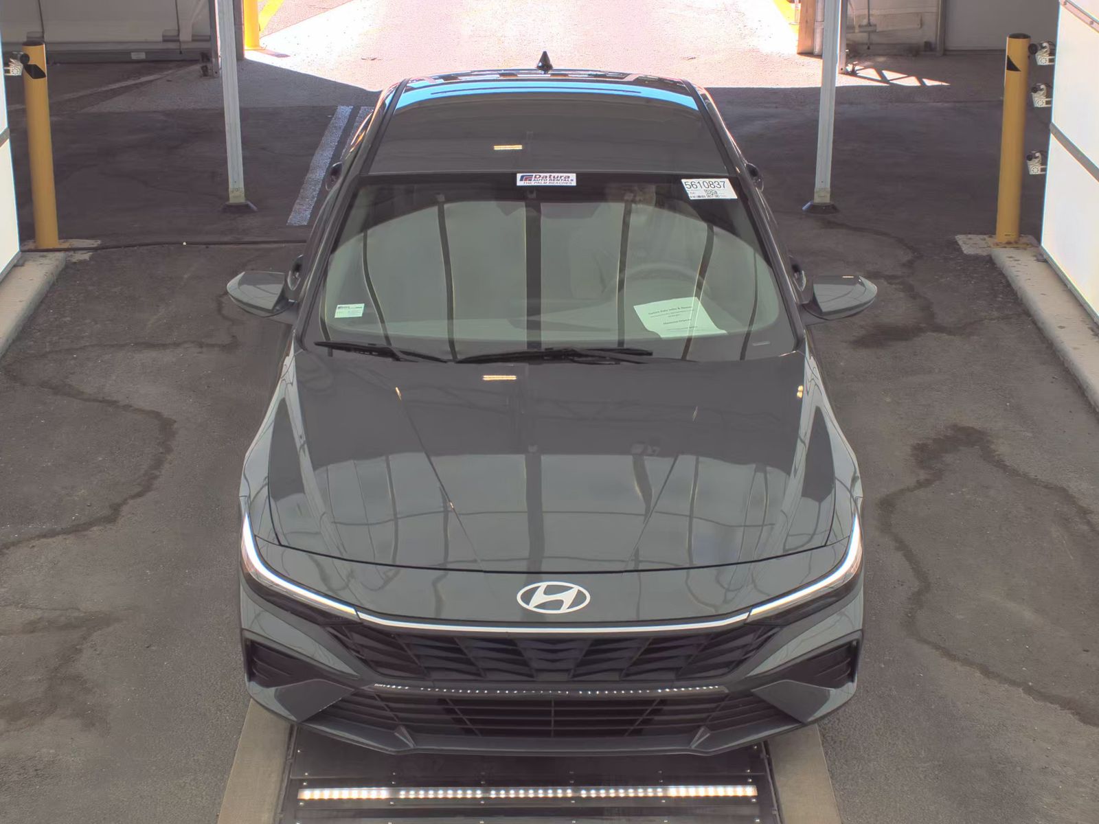HYUNDAI SE - 3