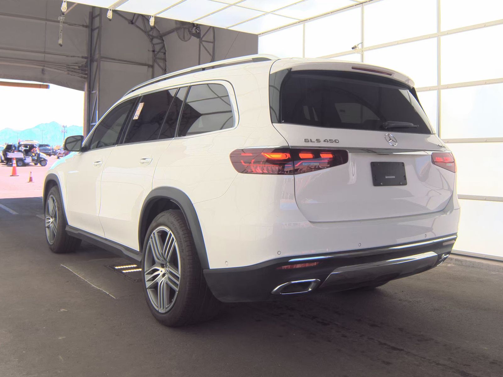 MERCEDES-BENZ GLS - 9