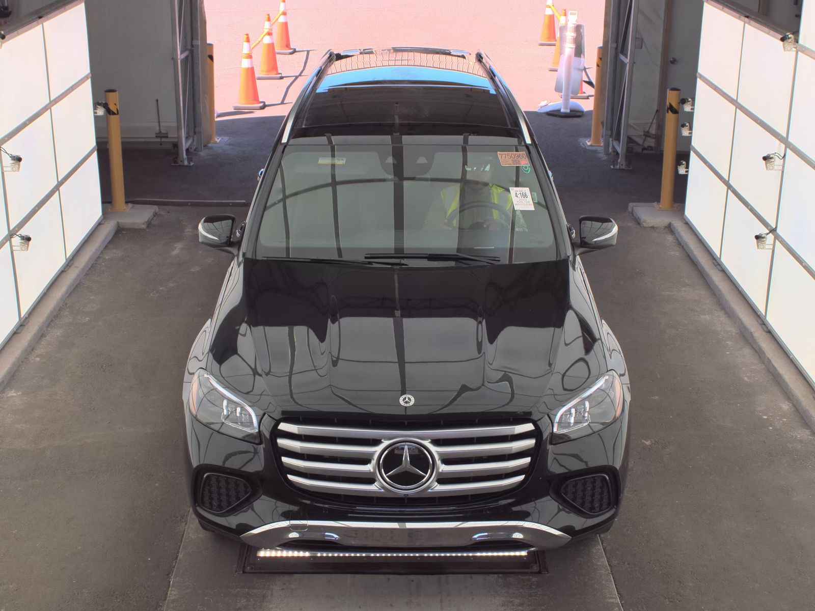 MERCEDES-BENZ GLS - 3