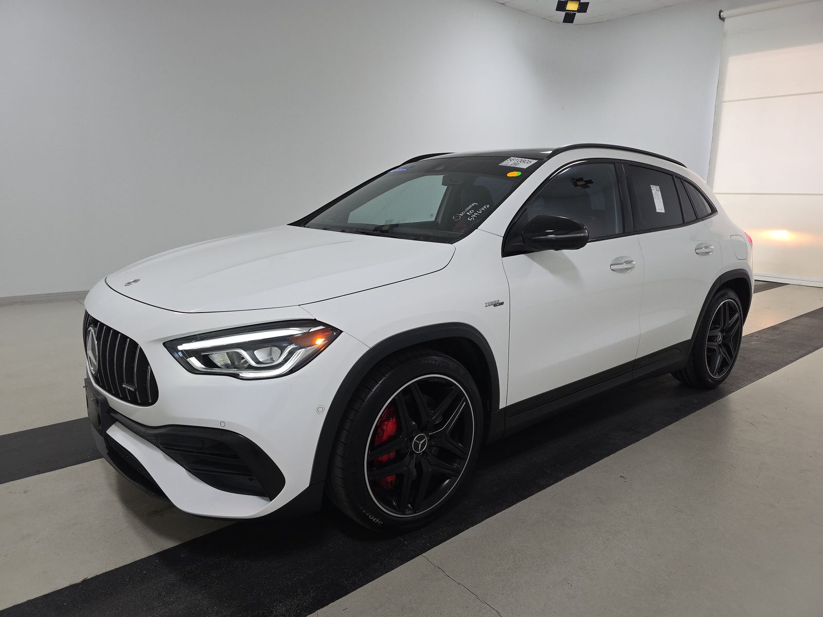 MERCEDES-BENZ GLA-CLASS AMG - 1