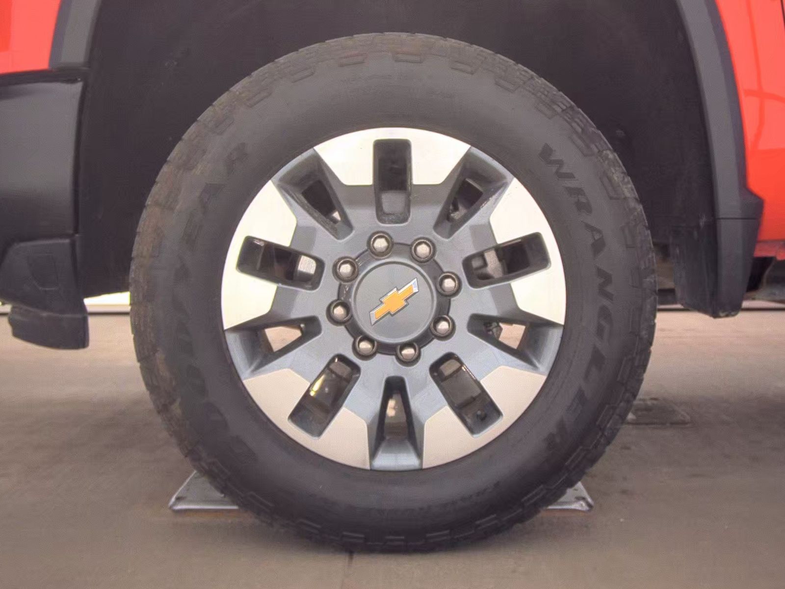 CHEVROLET CUSTOM - 10