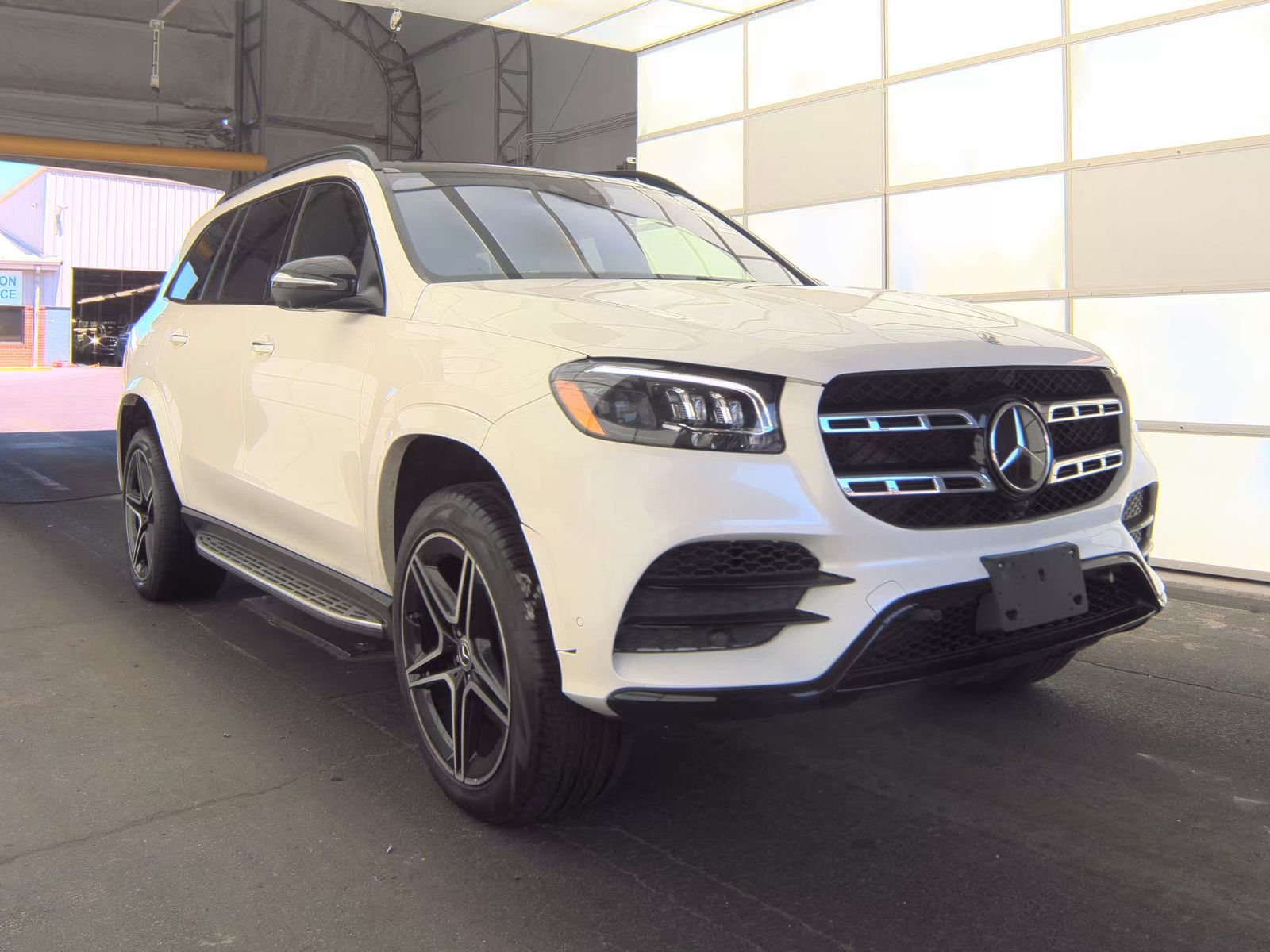 MERCEDES-BENZ GLS - 4